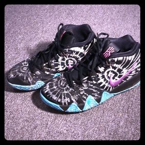 Nike Kyrie 4
